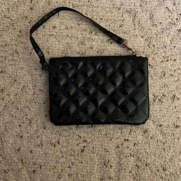 None Handbags - Unbranded Woman’s Wristlet With Patchwork Pattern